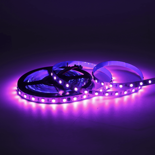 Dimmable RGBW strip light to create mood or ambience
