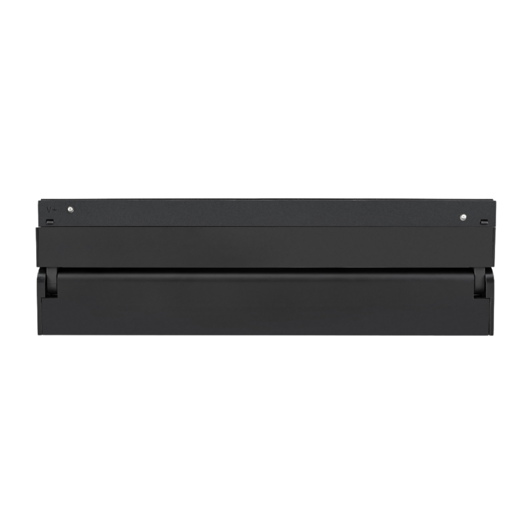 The track light is in matte black colour for modern design.
