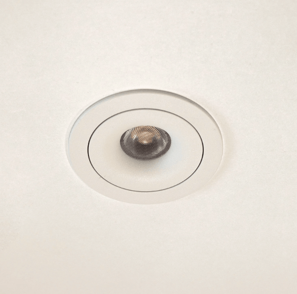 Yarra Premium Downlight - Fixed Downlight on White Ceiling - IP54 - Dimmable - 3000K - Curved Trim - White Housing